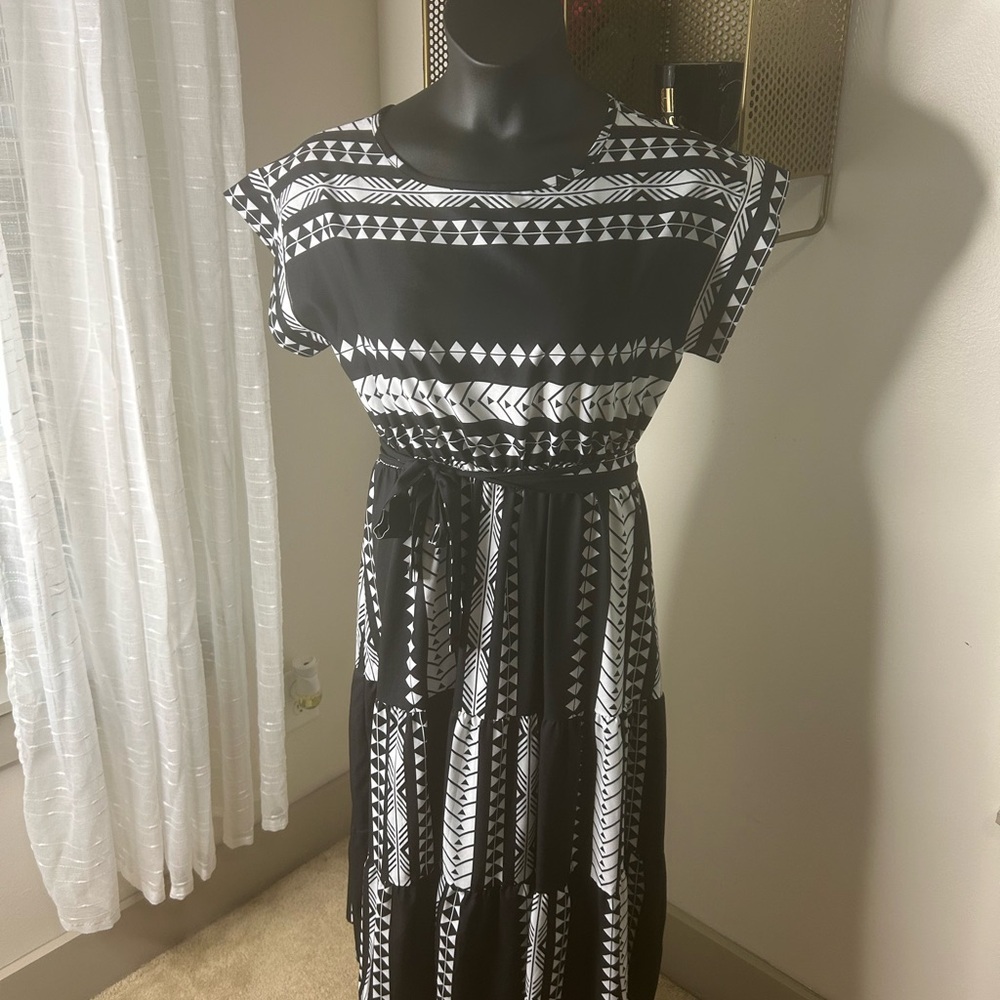 Monochrome Tribal Print Midi Dress